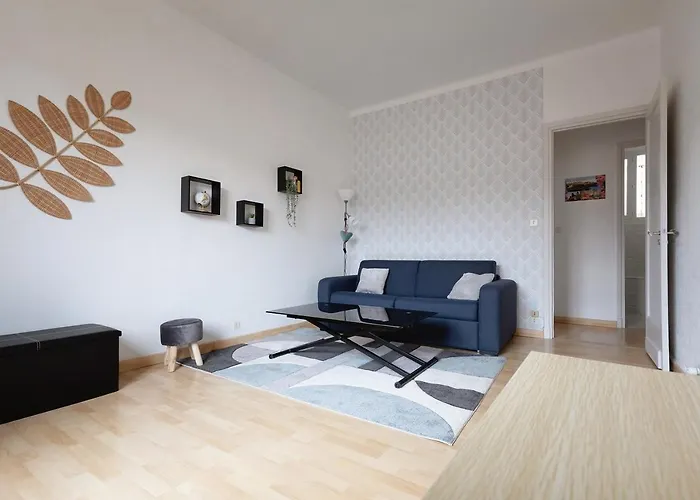 Le Mistral ~ Cite De ~ Hypercentre