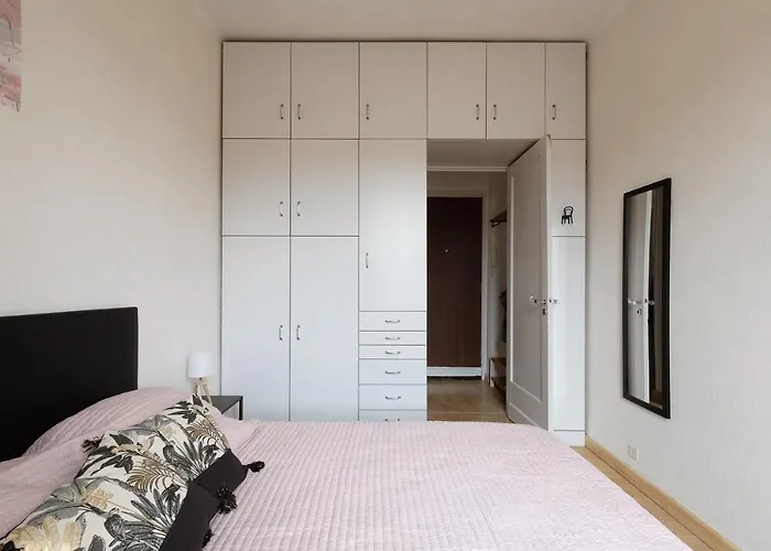 Le Mistral ~ Cite De ~ Hypercentre Carcassonne